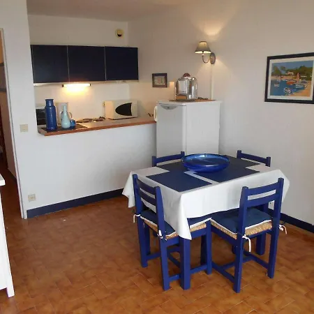 Appt Climatisé 4 Pers Avec Parking à Port Camargue - Fr-1-250-206 Le Grau-du-Roi