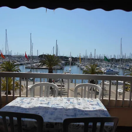Appt Climatise 4 Pers Avec Parking A Port Camargue - Fr-1-250-206 Apartment