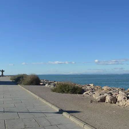 Appt Climatise 4 Pers Avec Parking A Port Camargue - Fr-1-250-206